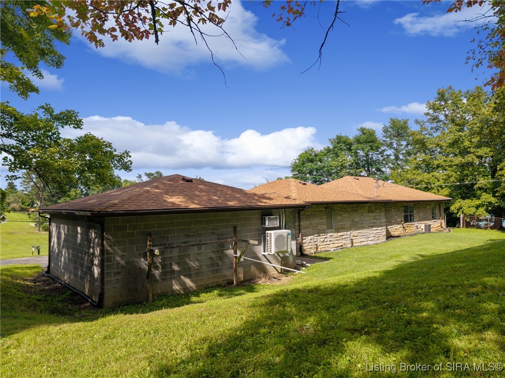 6121 Highway 62 Georgetown, IN 47122 - Photo 39 of 43