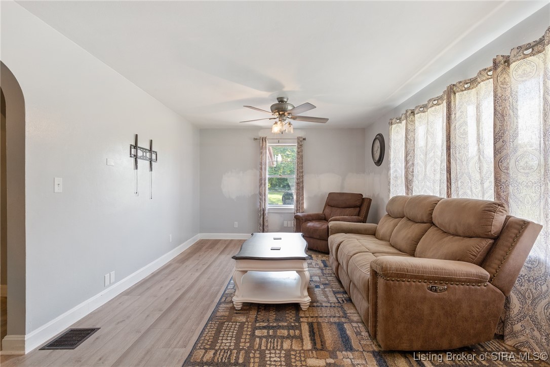 6121 Highway 62 Georgetown, IN 47122 - Photo 4 of 43