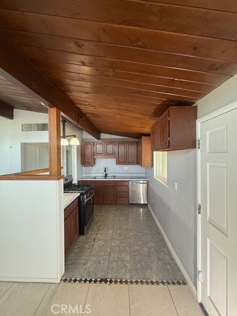 27697 Highway 58 Barstow, CA 92311 - Photo 17 of 45 Kitchen