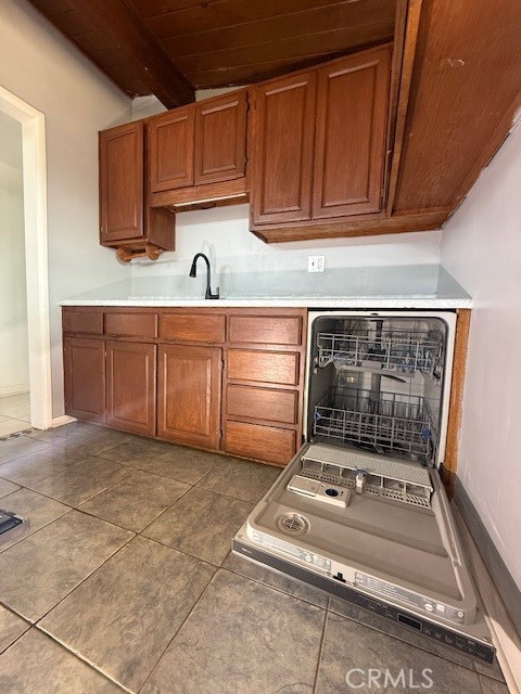 27697 Highway 58 Barstow, CA 92311 - Photo 19 of 45 Dishwasher and Kitchen
