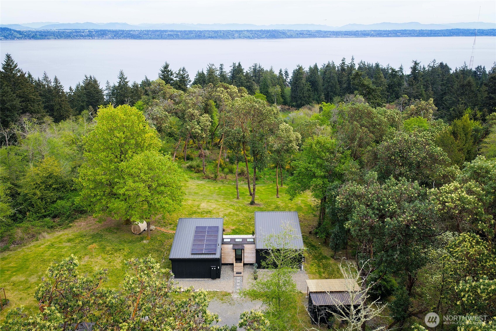 19920 Ridge Road Southwest Vashon, WA 98070 - Photo 23 of 29 Gallery Image 23