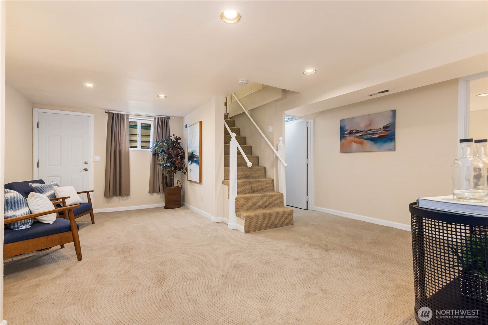 1712 Northeast 86th Street Seattle, WA 98115 - Photo 26 of 39