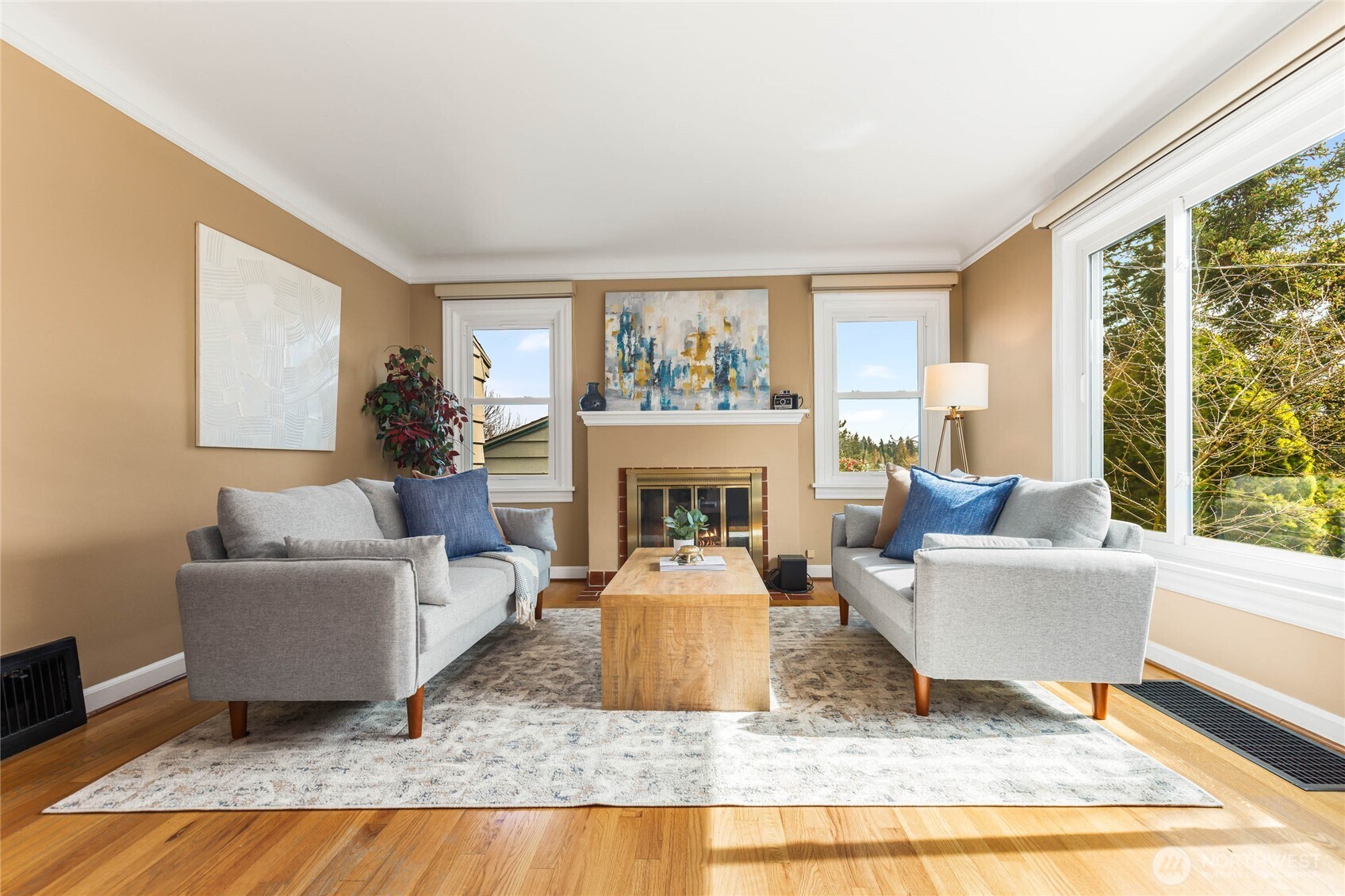 1712 Northeast 86th Street Seattle, WA 98115 - Photo 5 of 39