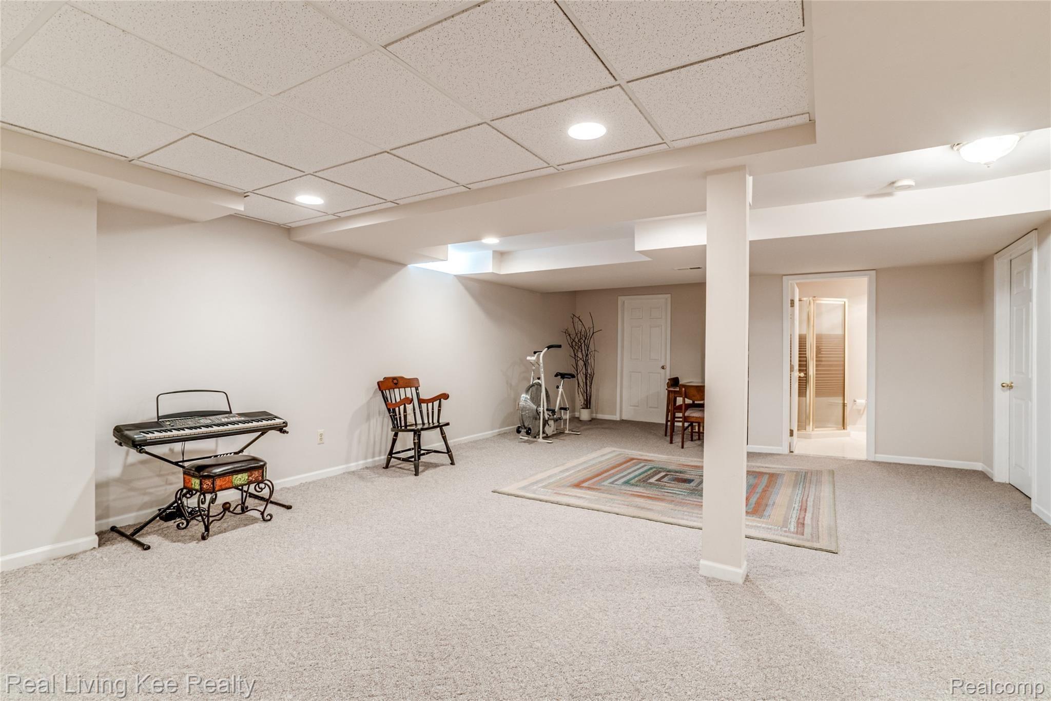 3655 Cedar Shake Drive Rochester, MI 48309 - Photo 43 of 71 Interiors (31 of 59).jpg