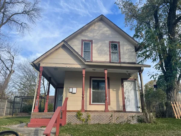 $270,000 | 429 Shirley Street Northeast, Grand Rapids, MI 49503