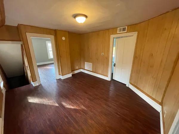 $270,000 | 429 Shirley Street Northeast, Grand Rapids, MI 49503