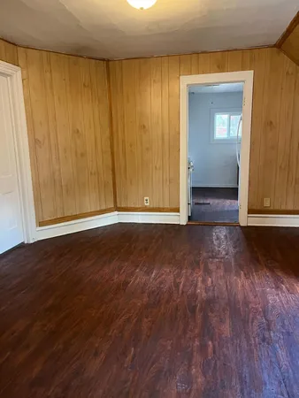 $270,000 | 429 Shirley Street Northeast, Grand Rapids, MI 49503