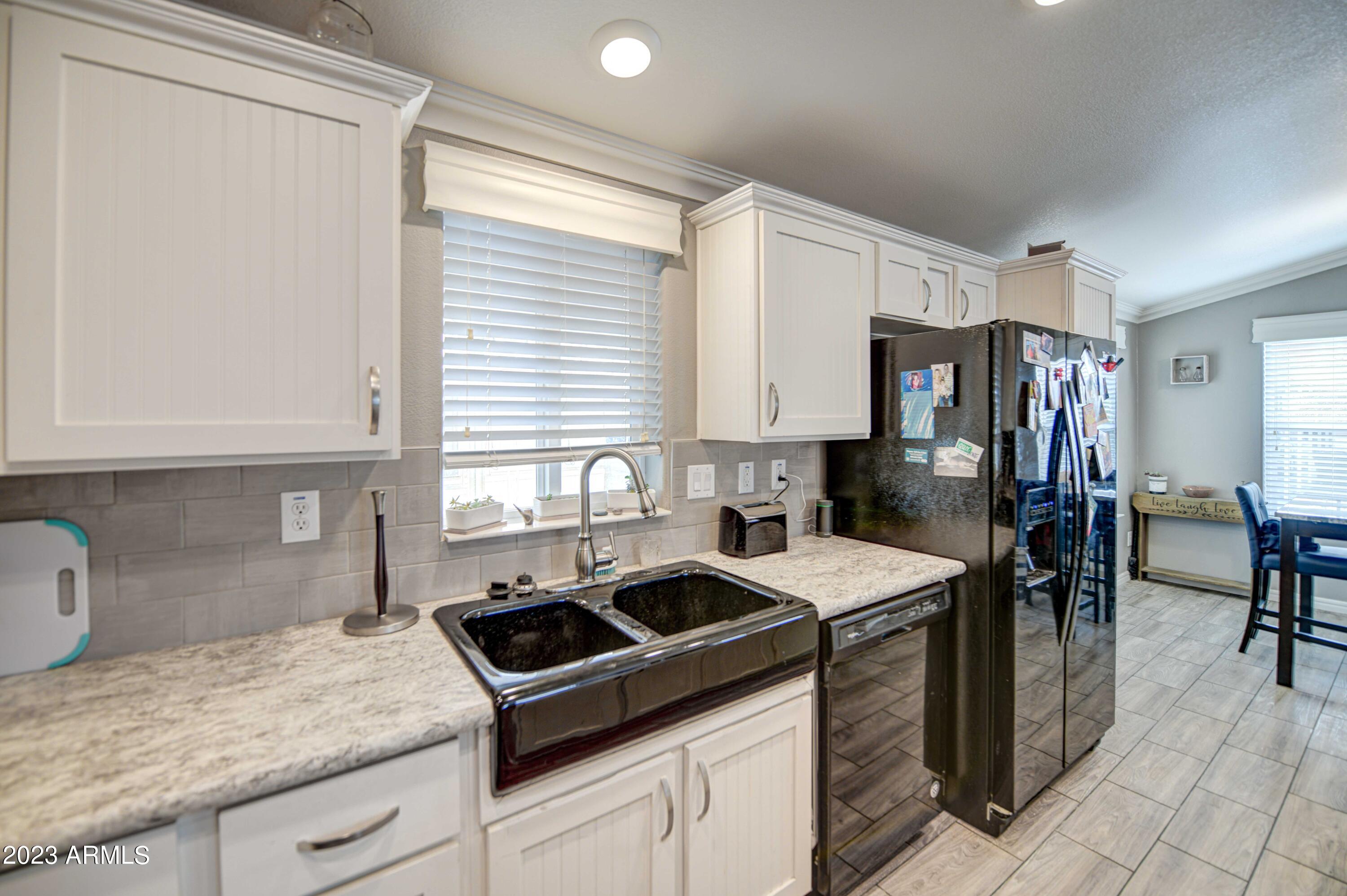 400 West Baseline Road, Unit 176 Tempe, AZ 85283 - Photo 9 of 32 Kitchen 4