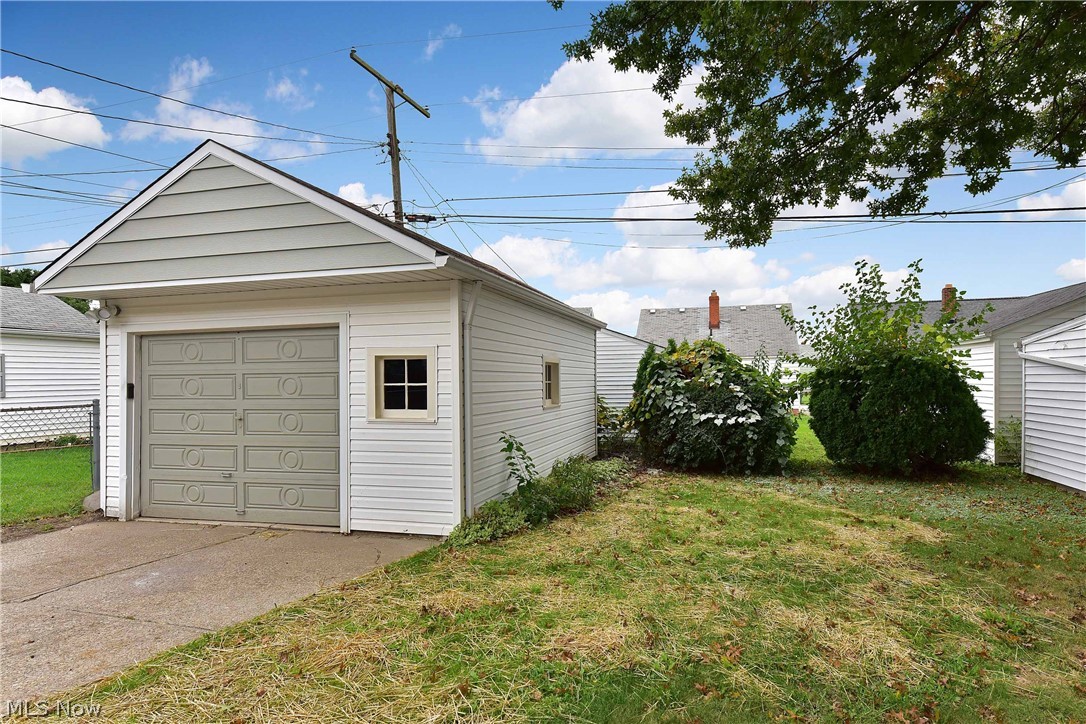 13209 Rockside Road Garfield Heights, OH 44125 - Photo 2 of 26
