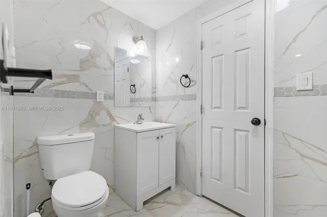 $525,000 | 4530 Southwest 25th Street, West Park, FL 33023