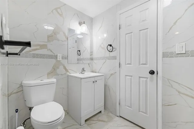 $549,900 | 4530 Southwest 25th Street, West Park, FL 33023