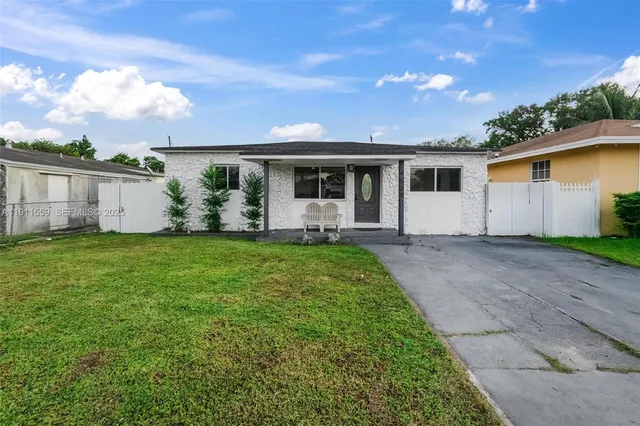 $525,000 | 4530 Southwest 25th Street, West Park, FL 33023