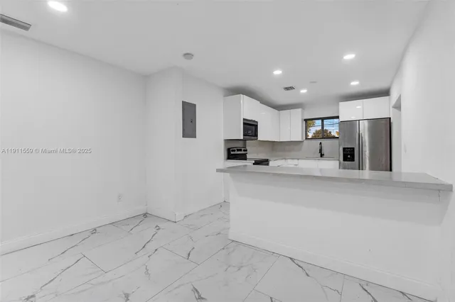 $549,900 | 4530 Southwest 25th Street, West Park, FL 33023