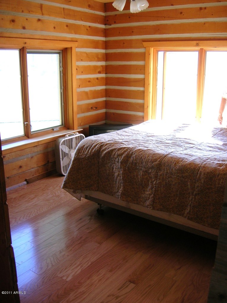 116 Baker Ranch Road Young, AZ 85554 - Photo 8 of 9 Guest room