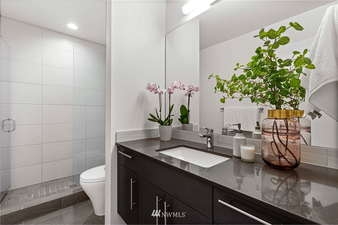 3911 Southwest Hudson Street Seattle, WA 98136 - Photo 17 of 24 Gallery Image 17