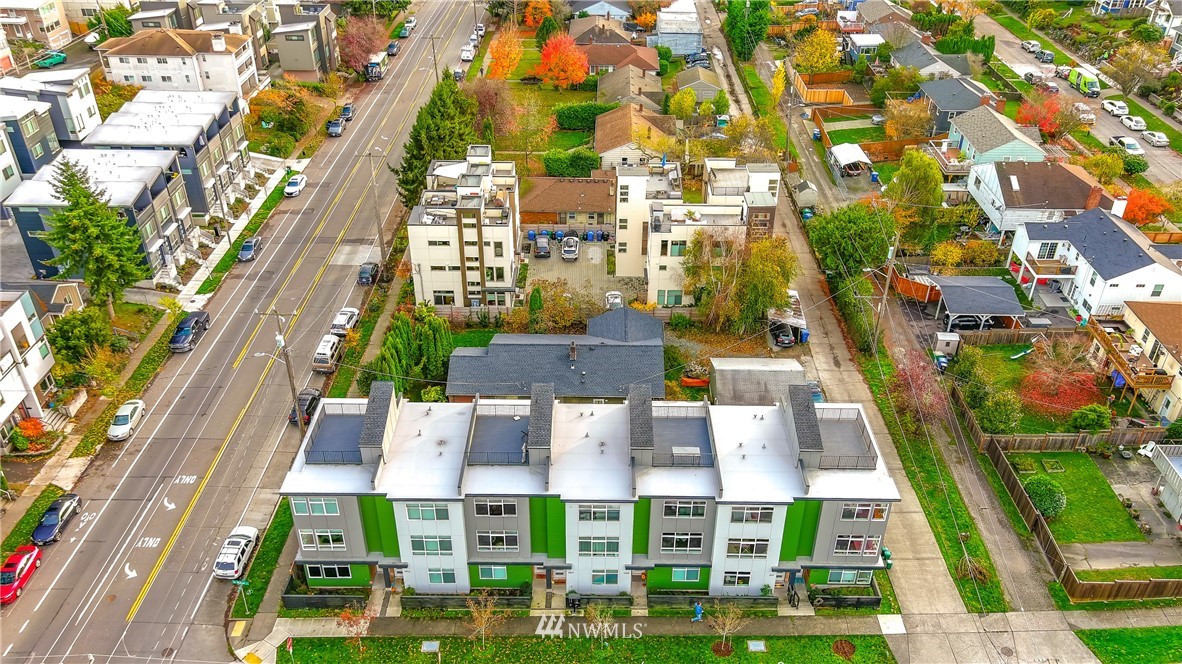 3911 Southwest Hudson Street Seattle, WA 98136 - Photo 22 of 24 Gallery Image 22