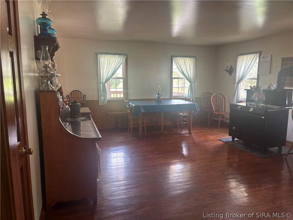 1971 North Naugle Road Salem, IN 47167 - Photo 19 of 65 Large eat-in area