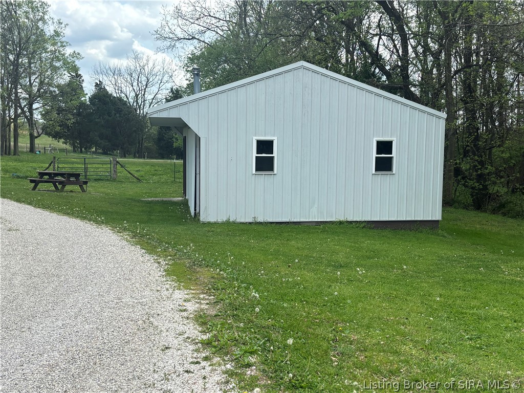 1971 North Naugle Road Salem, IN 47167 - Photo 40 of 65 Back of apartment
