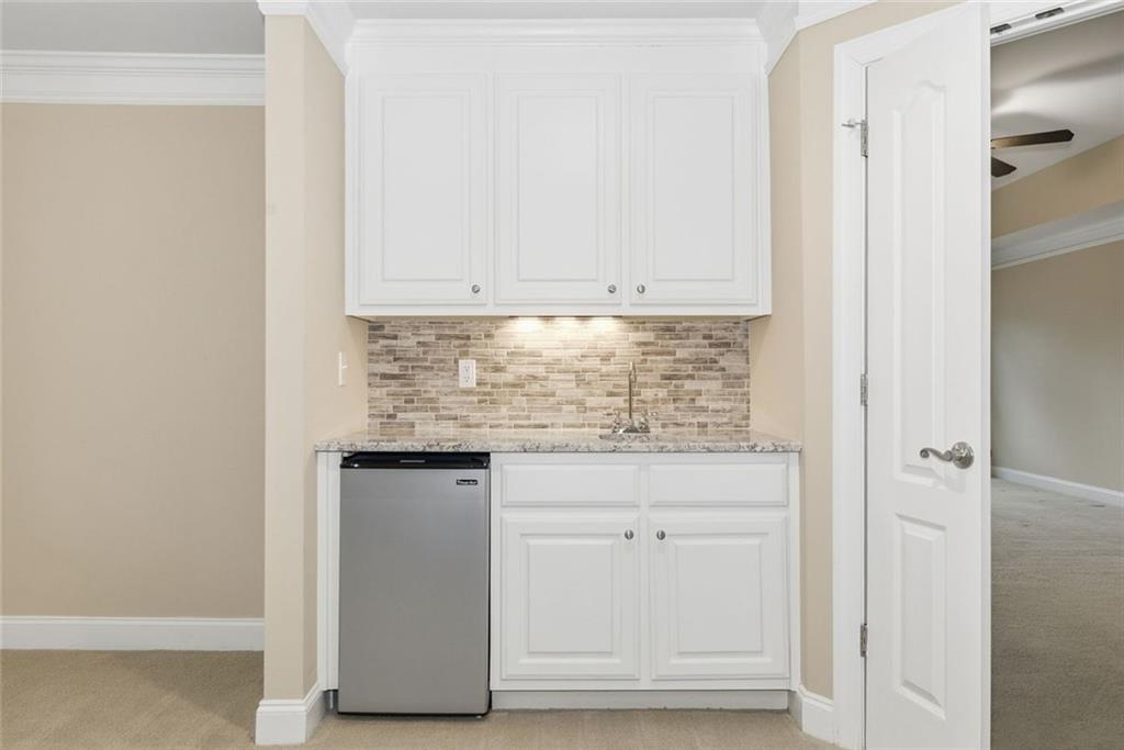 2618 Long Pointe Roswell, GA 30076 - Photo 20 of 47