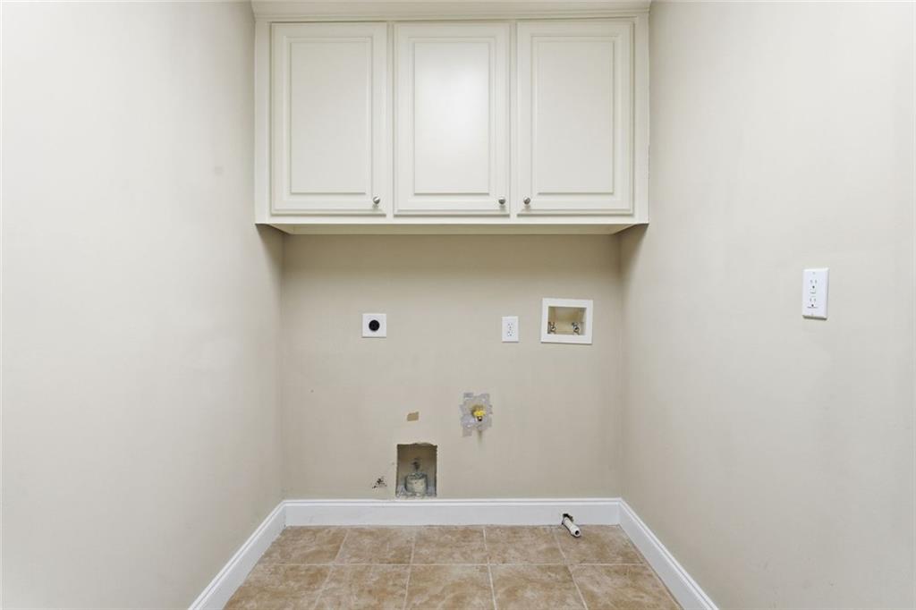 2618 Long Pointe Roswell, GA 30076 - Photo 31 of 47