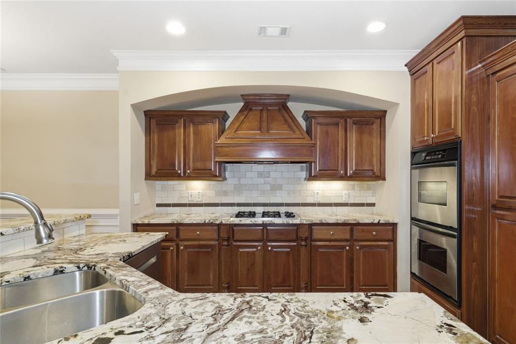 2618 Long Pointe Roswell, GA 30076 - Photo 10 of 47