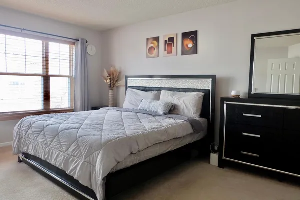 $265,000 | 1646 Liberty Circle, Shakopee, MN 55379