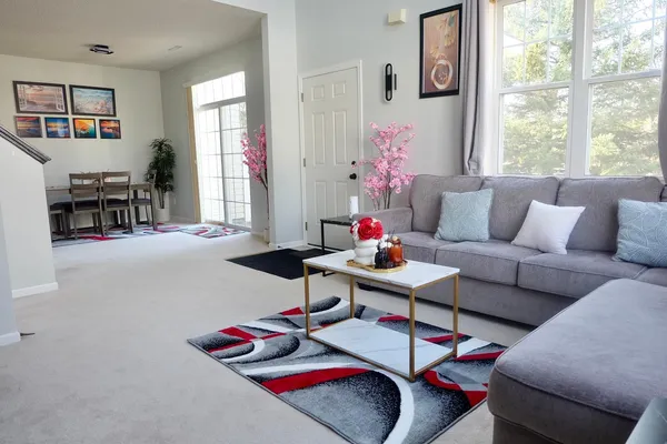 $265,000 | 1646 Liberty Circle, Shakopee, MN 55379