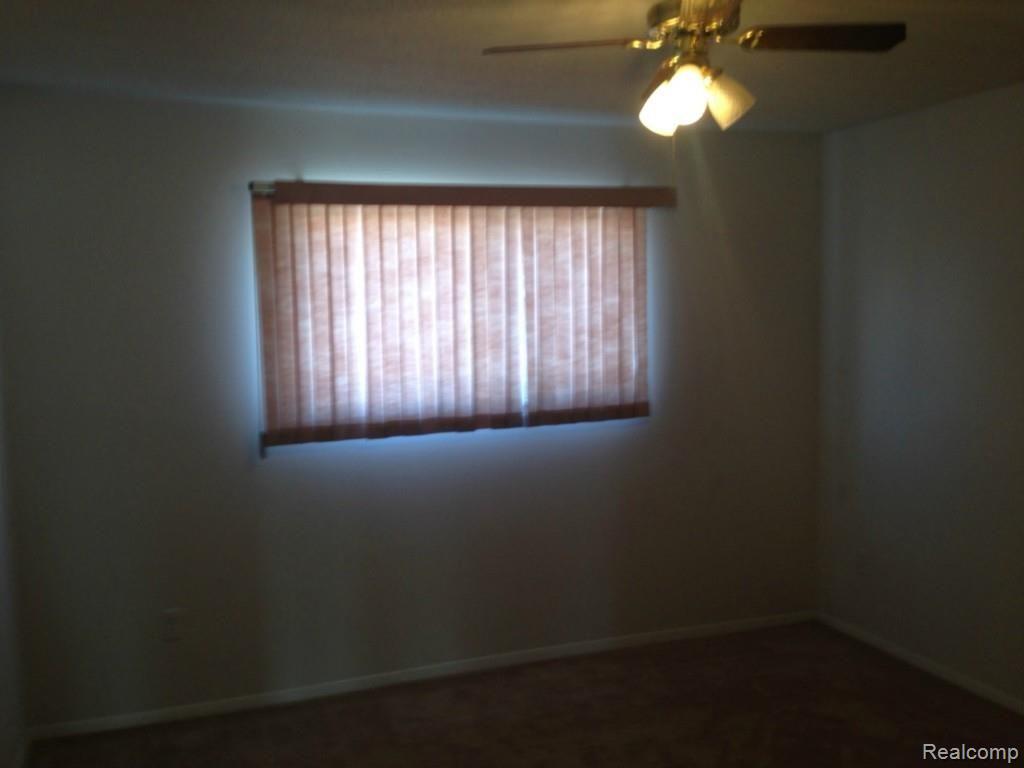 5251 Highland Road Waterford, MI 48327 - Photo 7 of 11 Bedroom