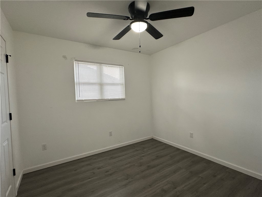 813 St Peter Street Corpus Christi, TX 78418 - Photo 5 of 10
