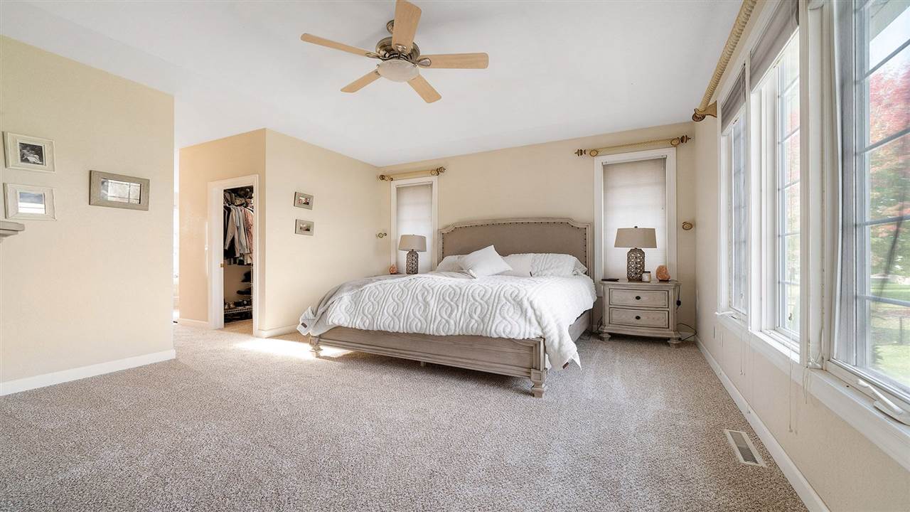 4611 Austin Road Sterling, IL 61081 - Photo 13 of 40 Gallery Image 13