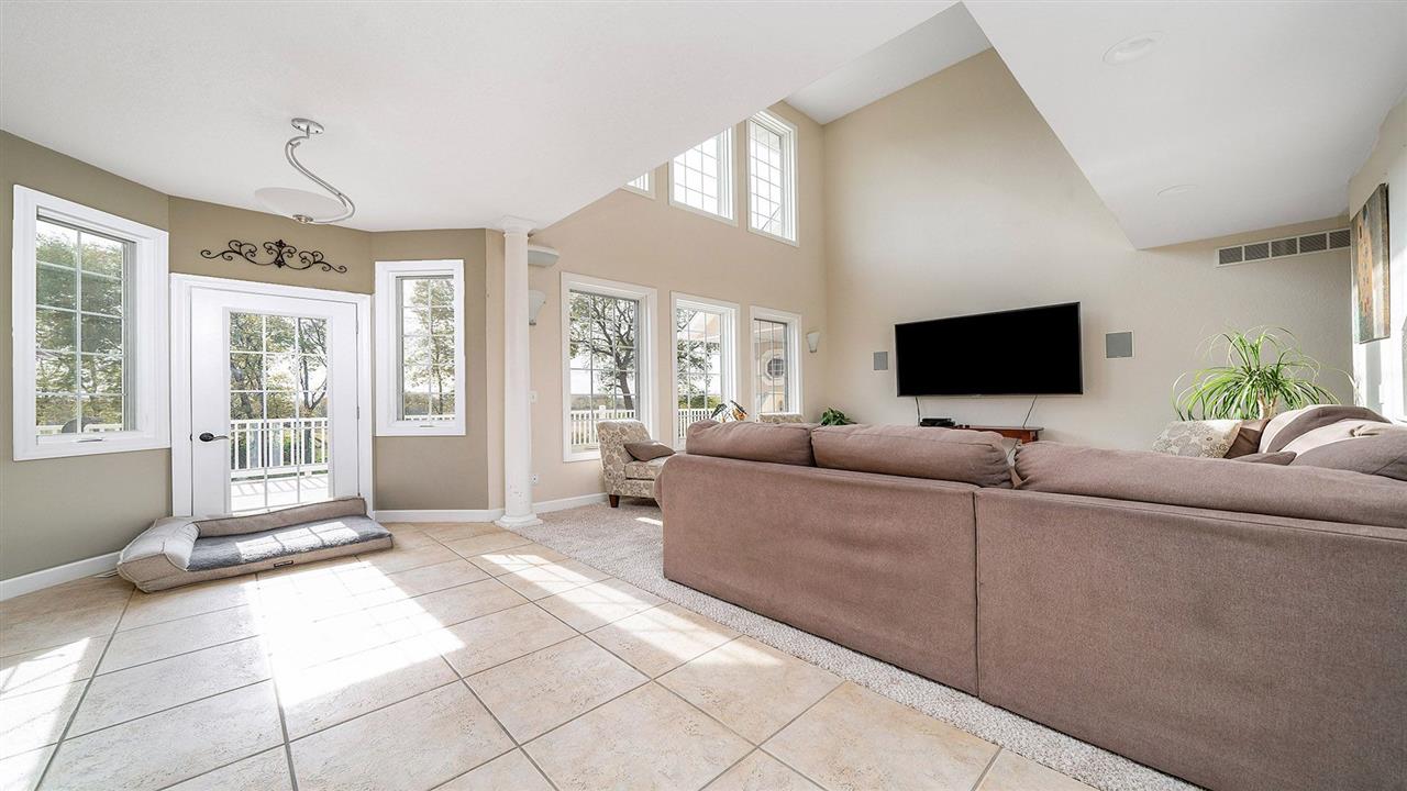 4611 Austin Road Sterling, IL 61081 - Photo 3 of 40 Gallery Image 3