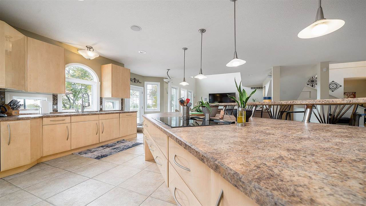 4611 Austin Road Sterling, IL 61081 - Photo 8 of 40 Gallery Image 8