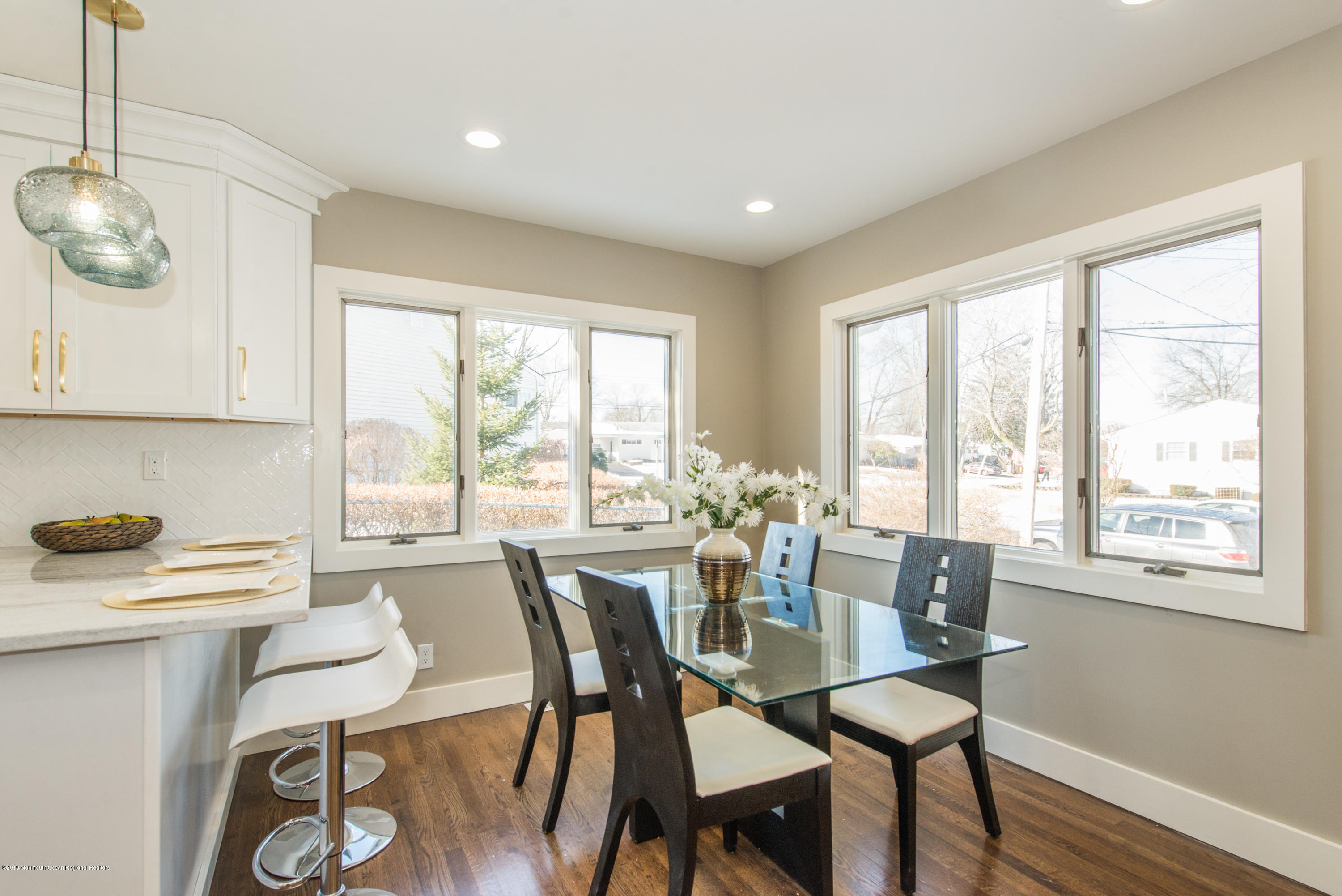 22 Georgetown Road Parlin, NJ 08859 - Photo 8 of 27 Breakfast bar/Dining
