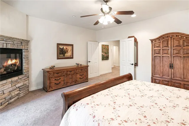 $979,500 | 27376 Pinewood Drive, Lake Arrowhead, CA 92352