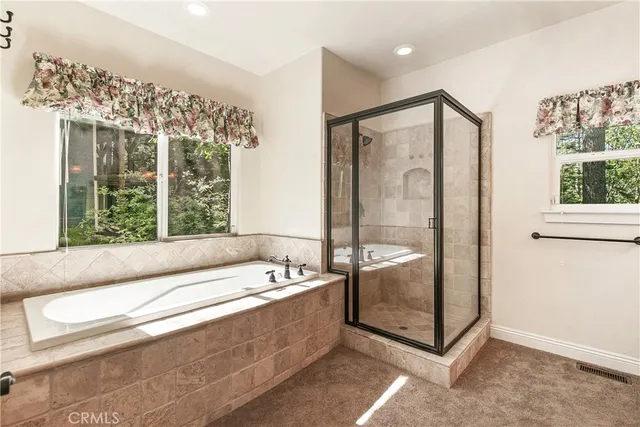 $979,500 | 27376 Pinewood Drive, Lake Arrowhead, CA 92352