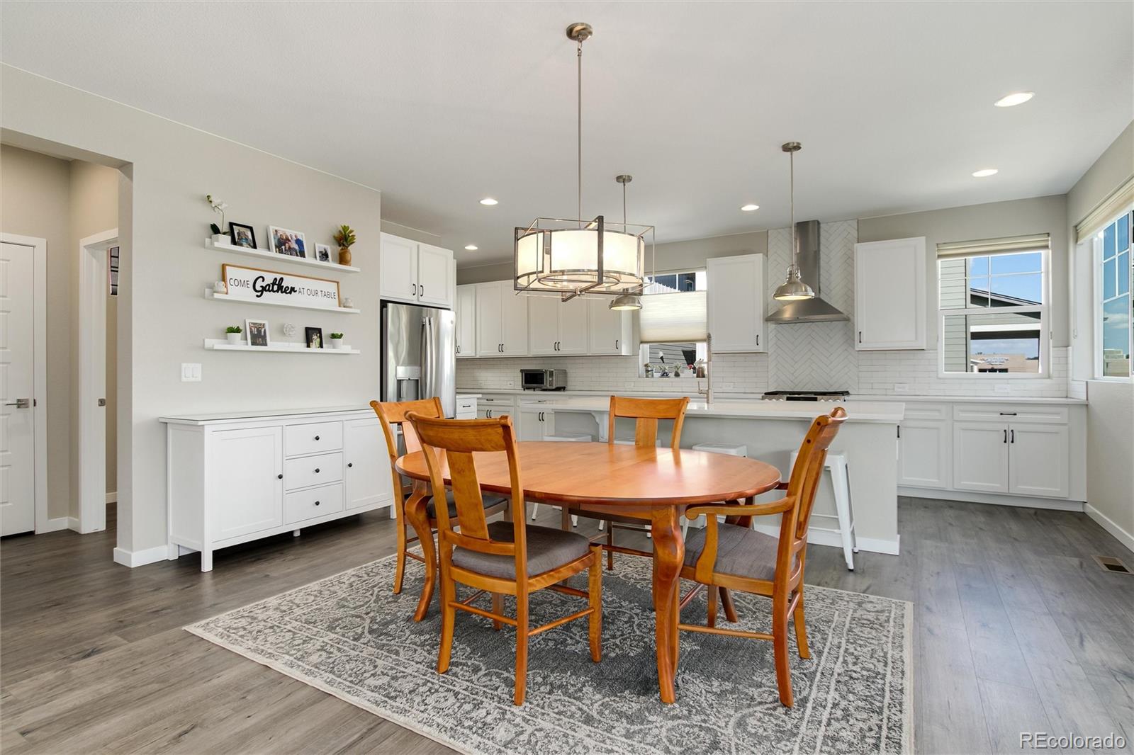 8961 Delacorte Street Highlands Ranch, CO 80129 - Photo 8 of 40 Gallery Image 8
