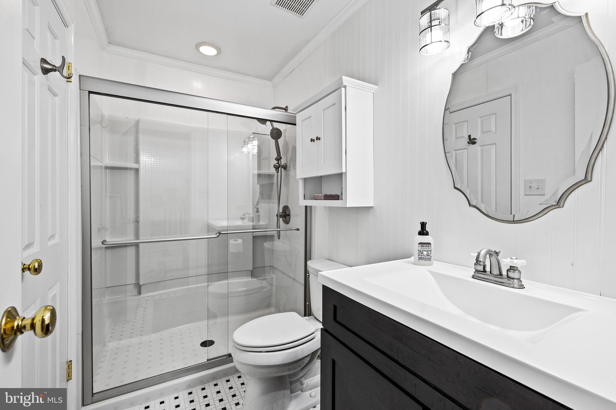 12 Deep Run Road Lutherville-Timonium, MD 21093 - Photo 30 of 37 Hall Bath