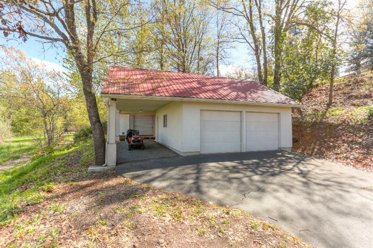 3572 North Foothill Road Medford, OR 97504 - Photo 4 of 35 Additional Photo