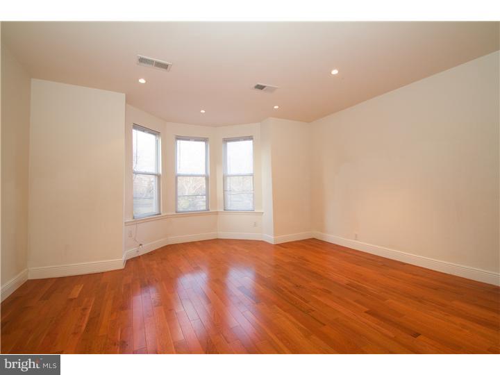 2336 Reed Street Philadelphia, PA 19146 - Photo 6 of 17 Gallery Image 6