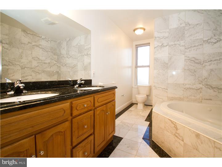 2336 Reed Street Philadelphia, PA 19146 - Photo 9 of 17 Gallery Image 9