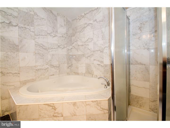 2336 Reed Street Philadelphia, PA 19146 - Photo 10 of 17 Gallery Image 10