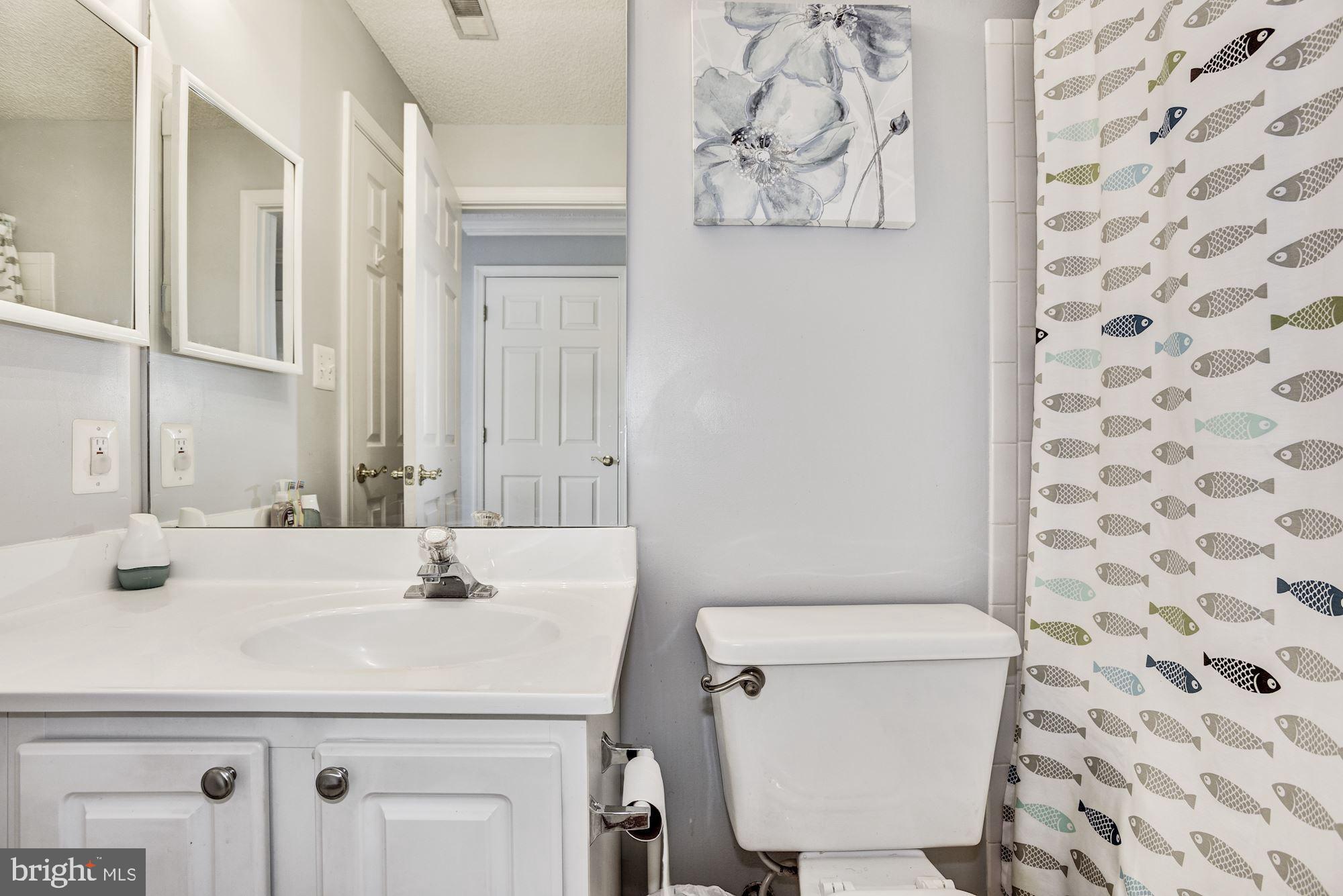 21012 Timber Ridge Terrace, Unit 301 Ashburn, VA 20147 - Photo 28 of 45 Gallery Image 28