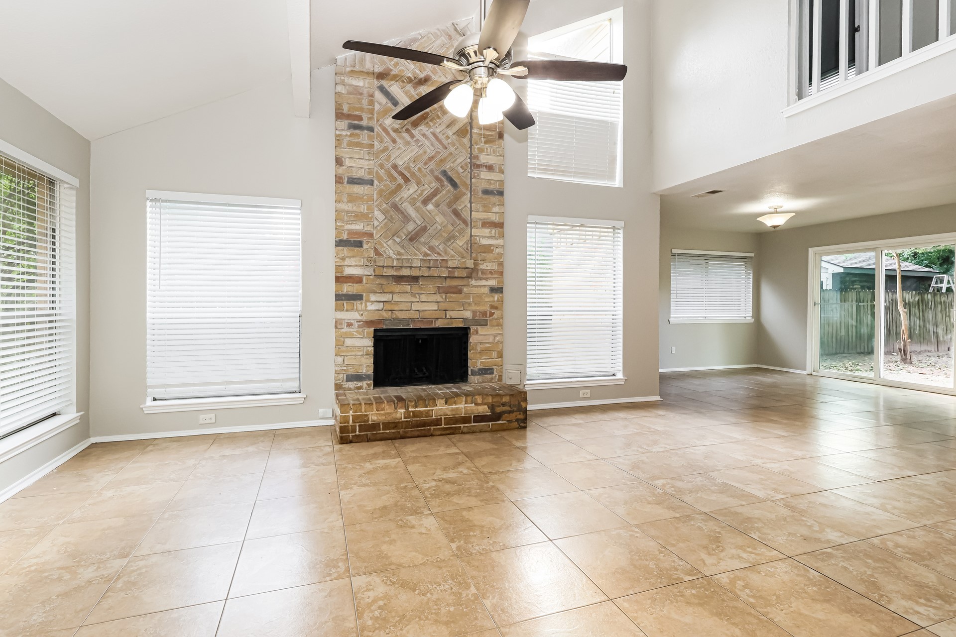2322 Piddler Drive Spring, TX 77373 - Photo 3 of 18 Gallery Image 3