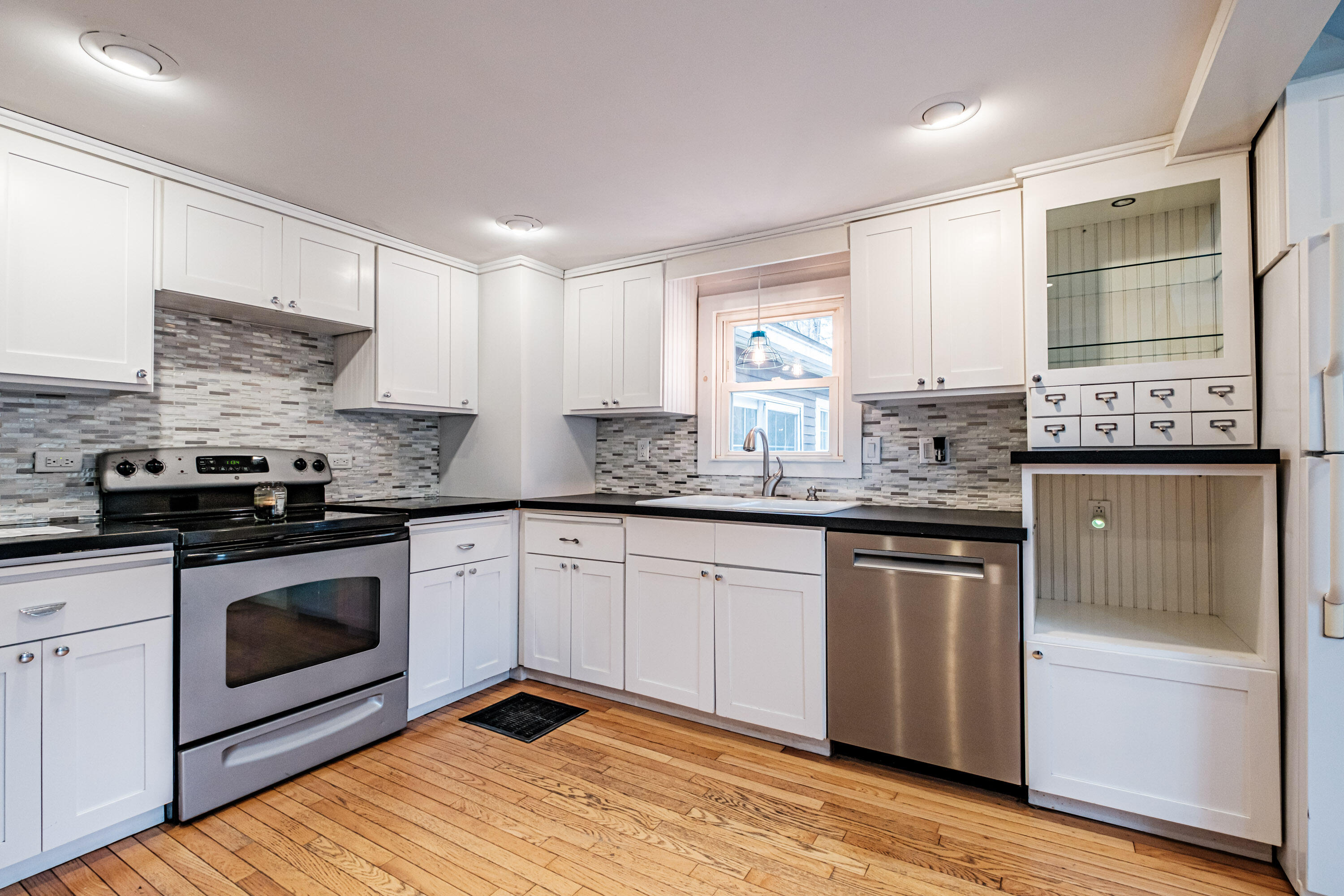 11 Sweden Road Bridgton, ME 04009 - Photo 9 of 31 20251107gp-61025