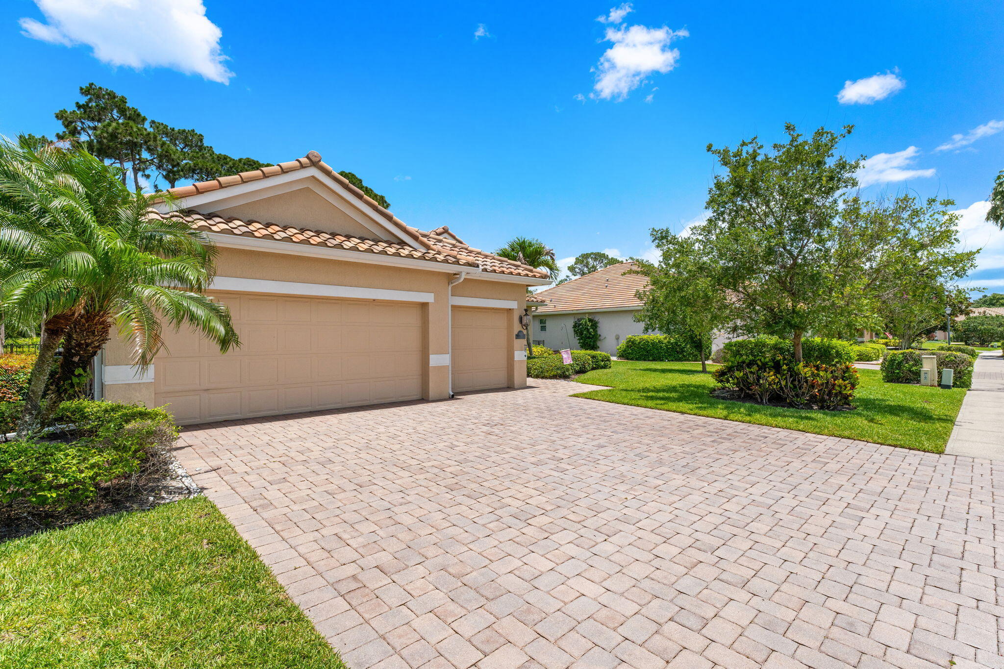 7657 Fieldstone Ranch Square Vero Beach, FL 32967 - Photo 3 of 52 a view of a house with a yard