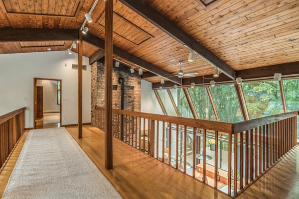 22 Solomon Pierce Road Lexington, MA 02420 - Photo 16 of 25 Gallery Image 16