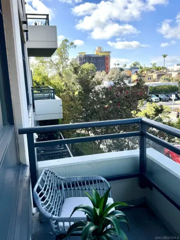 $2,795 | 475 Redwood Street, Unit 204, San Diego, CA 92103
