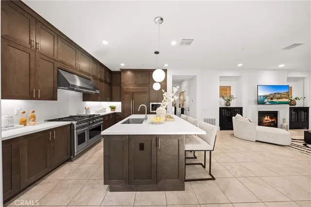 $3,090,000 | 65 Glacier, Irvine, CA 92602