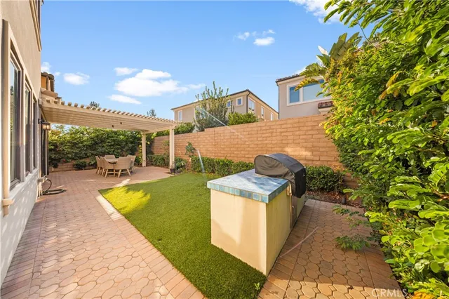 $3,090,000 | 65 Glacier, Irvine, CA 92602