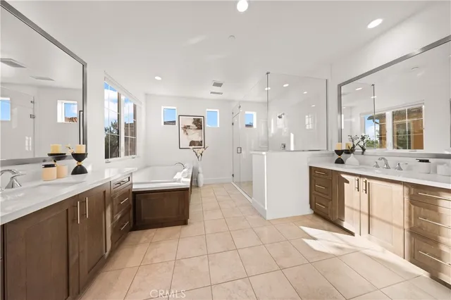 $3,090,000 | 65 Glacier, Irvine, CA 92602